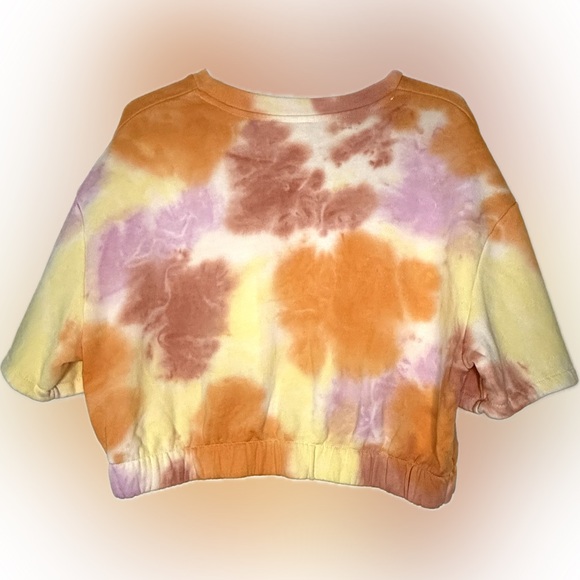 Disneyland Resort Minnie Mouse Tie-Dye Sweatshirt Size XL - Picture 2 of 4